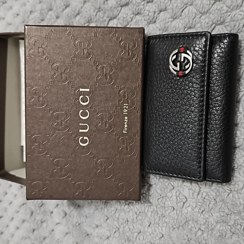 EUC GUCCI sherry line collection key holder/wallet